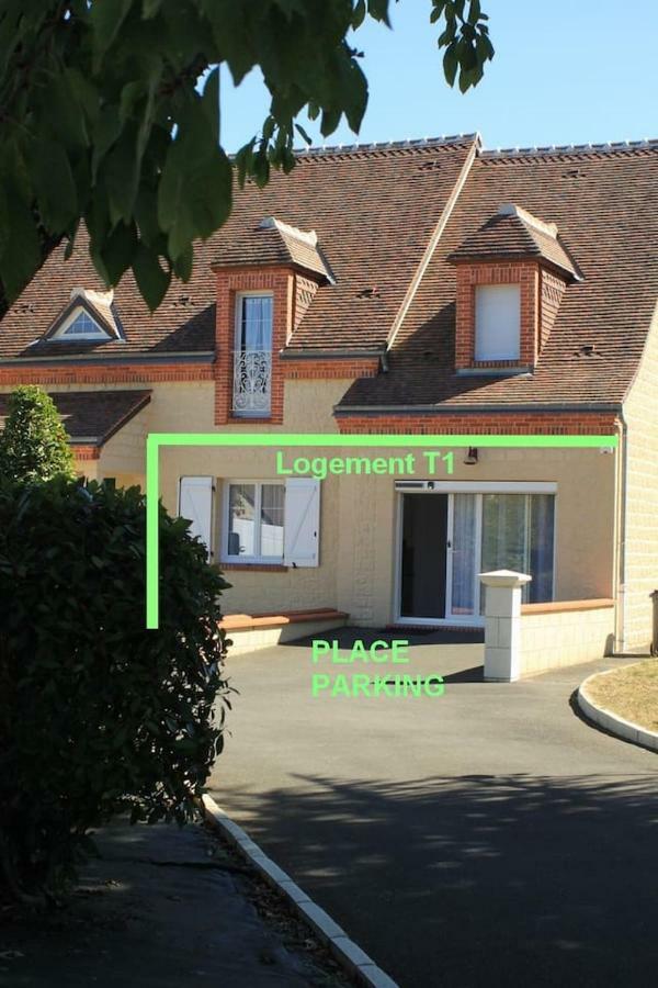 Logement Entre Chambord Et Le Zoo De Beauval Apartment Contres  Luaran gambar